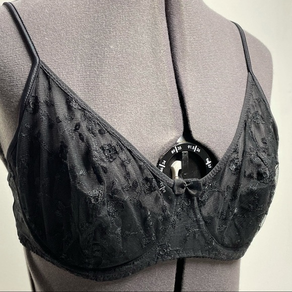 Vintage Cacique Black Lace Underwire Bra - Picture 1 of 5